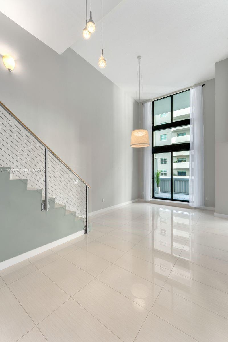 1111 SW 1st Ave #721-N Miami, FL 33130