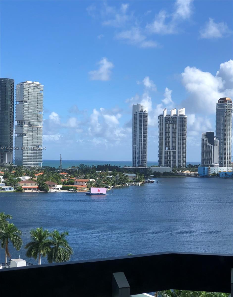 3530 Mystic Pointe Dr #1212