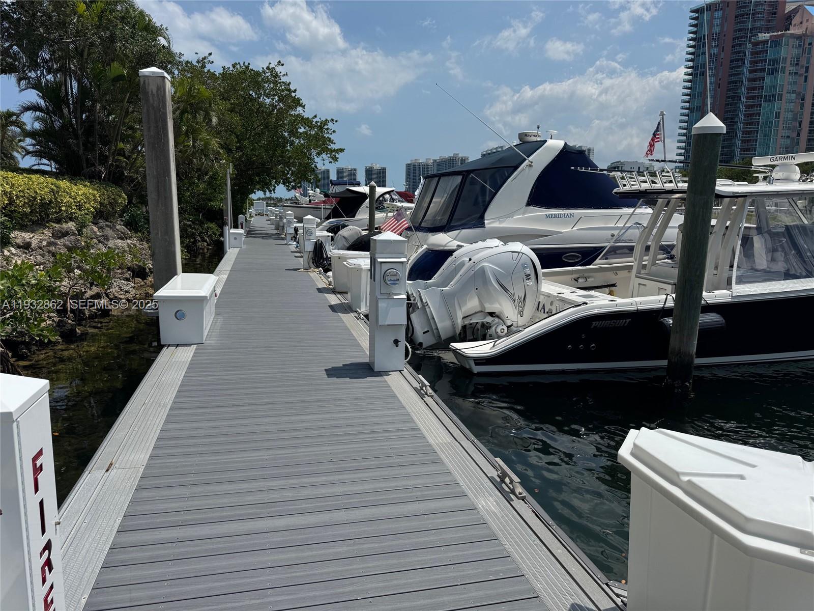 3530 Mystic Pointe Dr #1212 Aventura, FL 33180