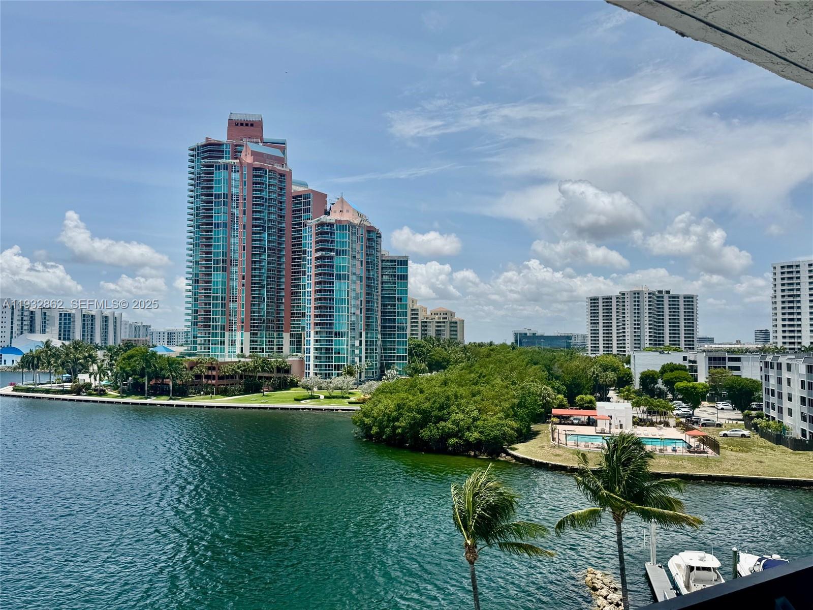3530 Mystic Pointe Dr #1212 Aventura, FL 33180