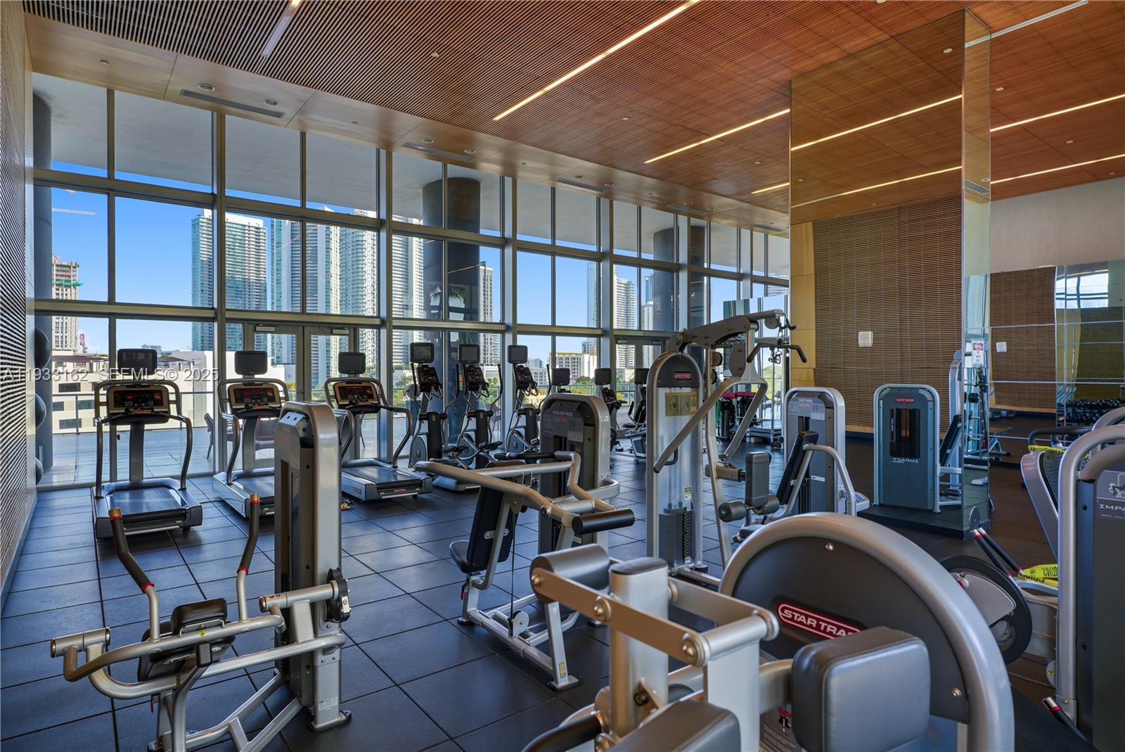 3470 E Coast Ave #H0606 Miami, FL 33137