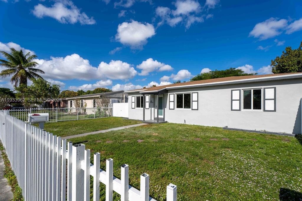 1265 NE 142nd St North Miami, FL 33161