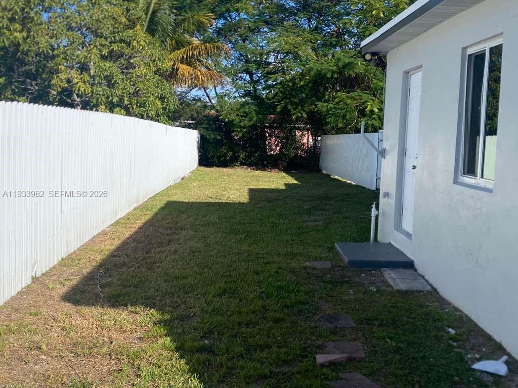 1265 NE 142nd St North Miami, FL 33161