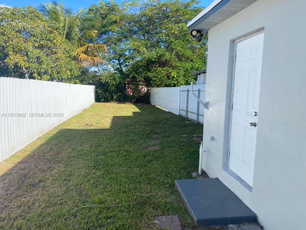 1265 NE 142nd St North Miami, FL 33161