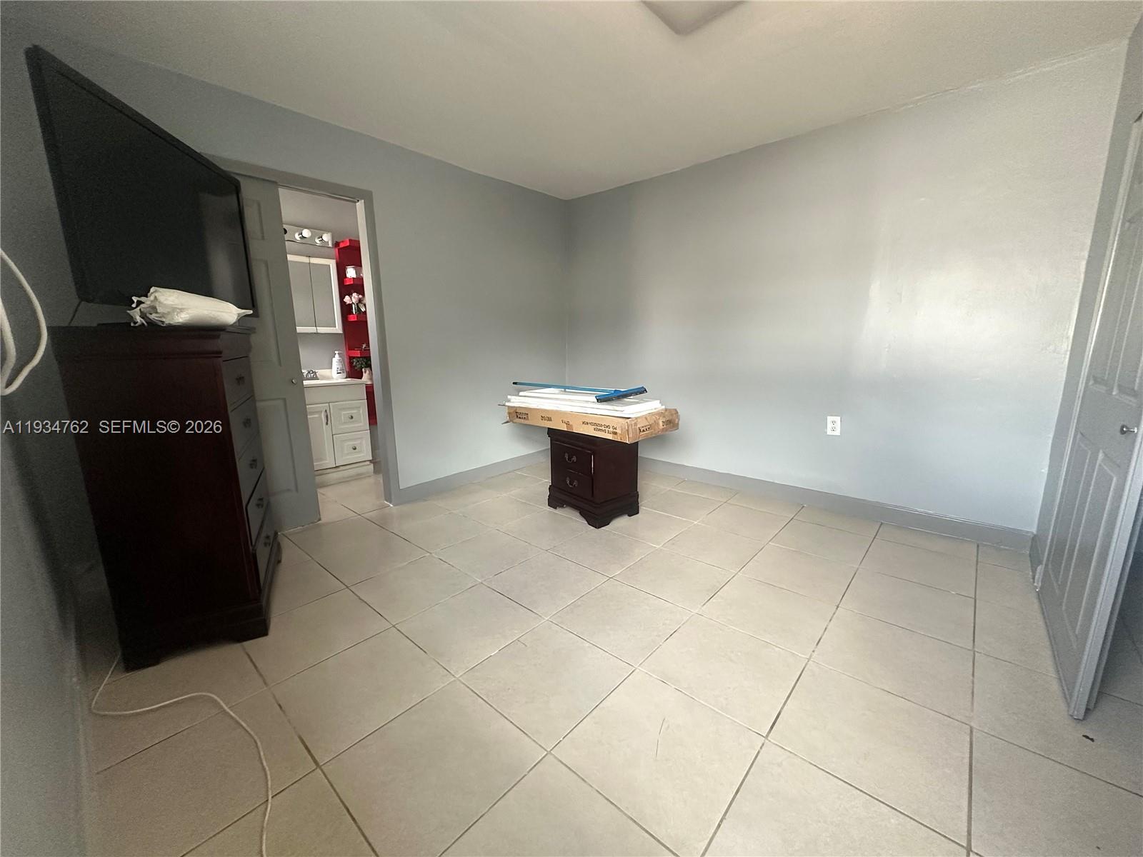 4361 SW 3rd St Miami, FL 33134