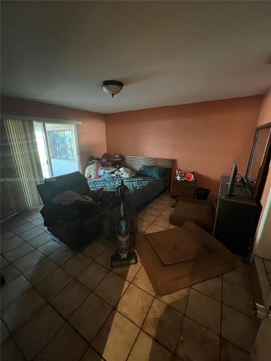 4361 SW 3rd St Miami, FL 33134