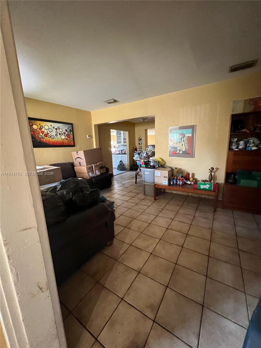 4361 SW 3rd St Miami, FL 33134