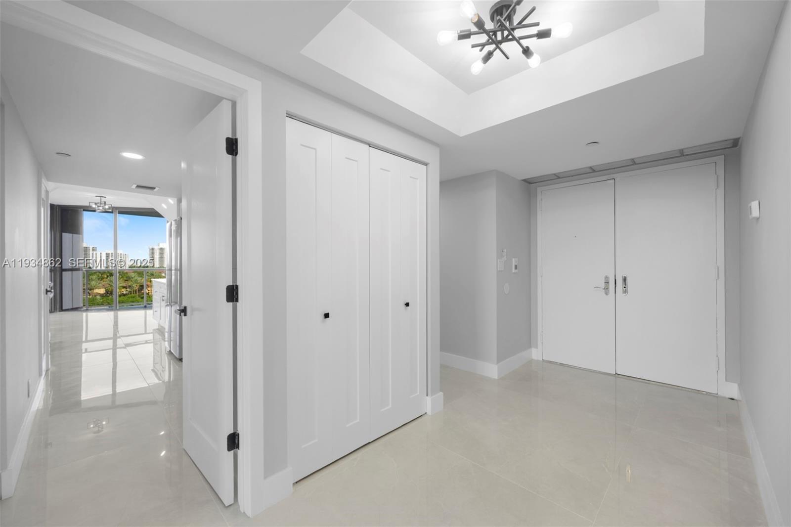 20281 E Country Clb Dr #501 Aventura, FL 33180