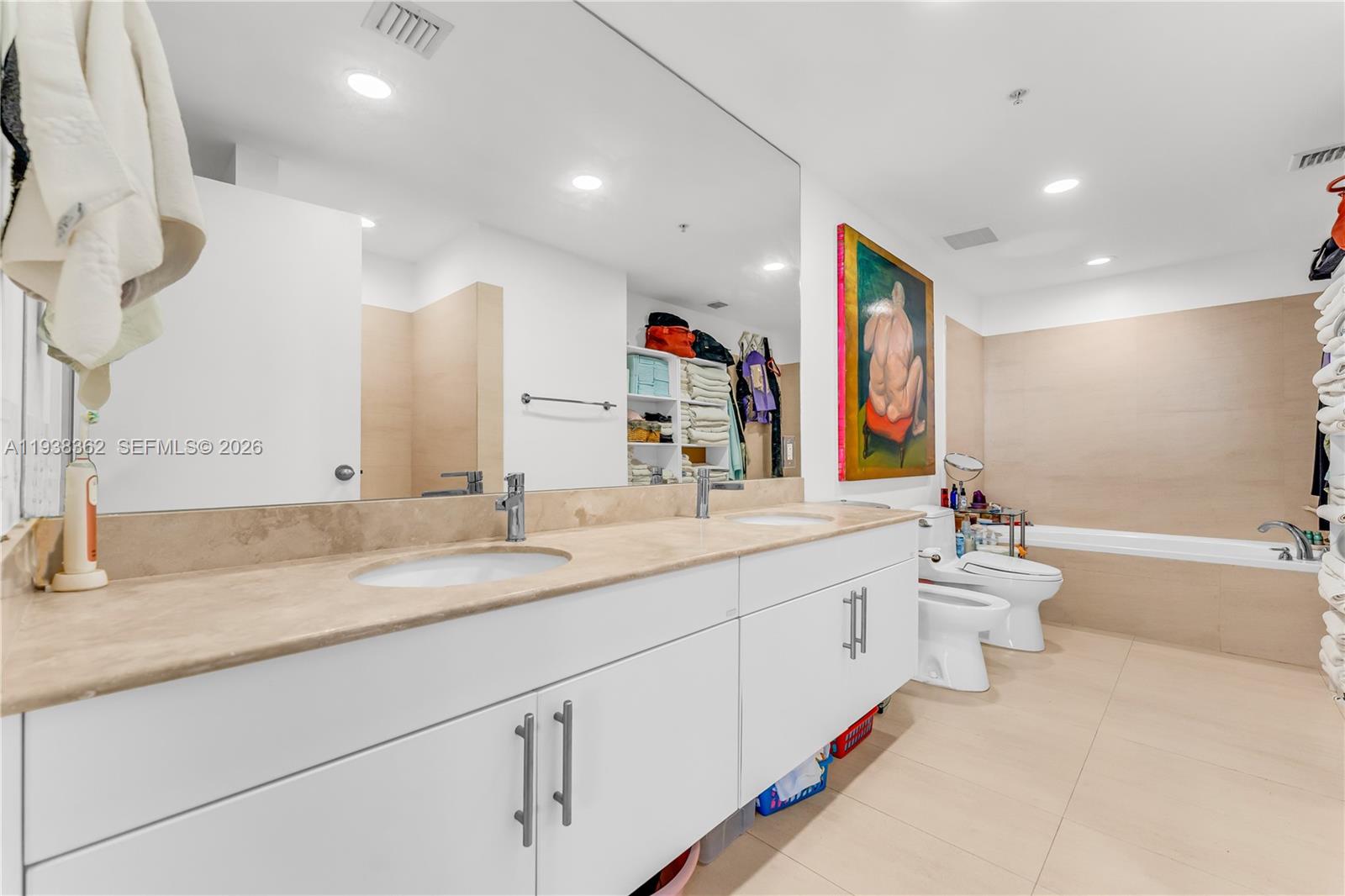 7929 West Dr #702 North Bay Village, FL 33141