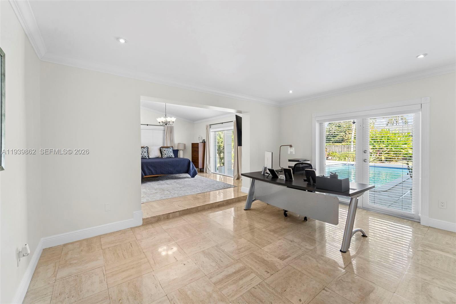 7221 SW 110th Ter Pinecrest, FL 33156