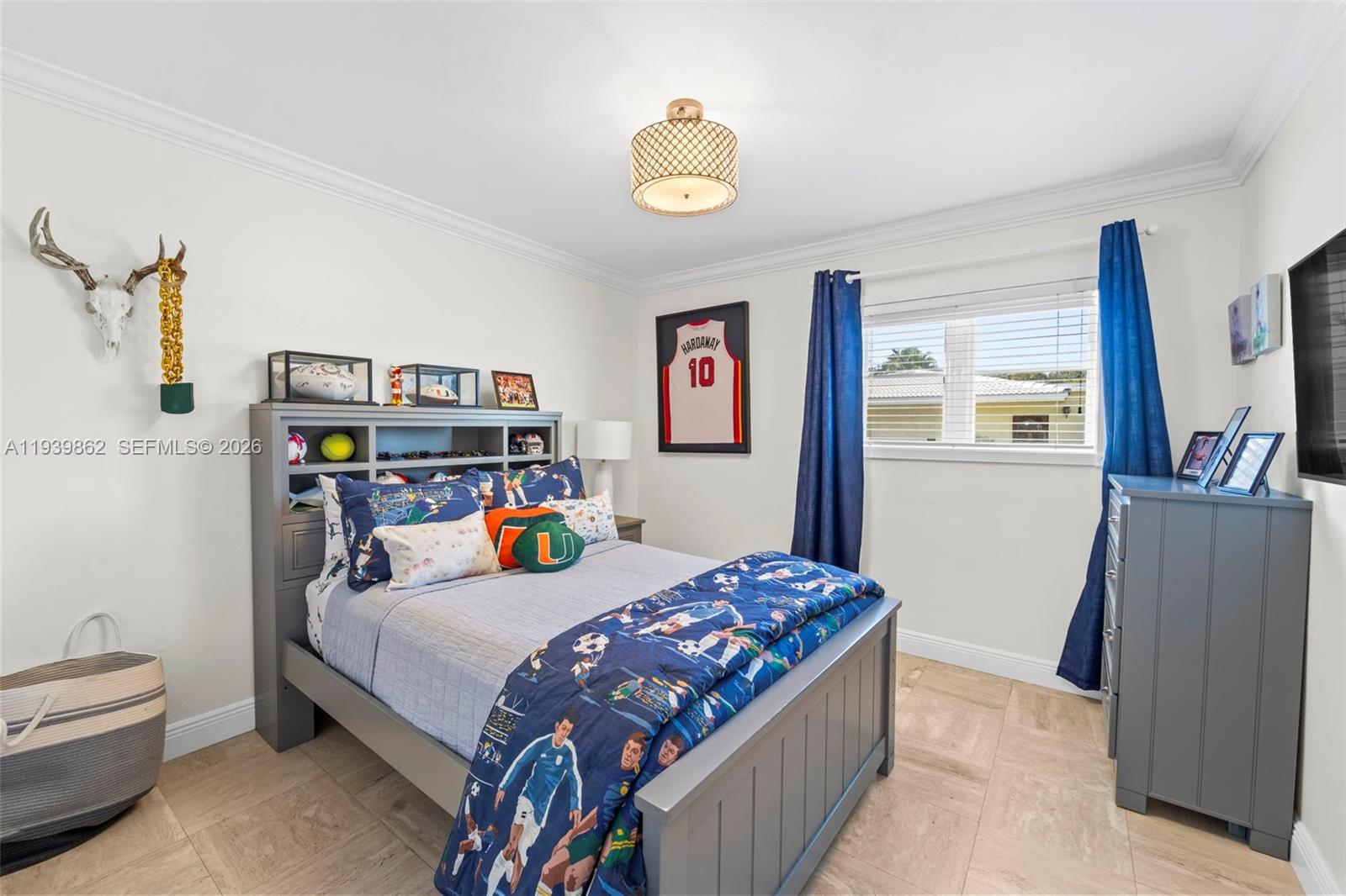 7221 SW 110th Ter Pinecrest, FL 33156