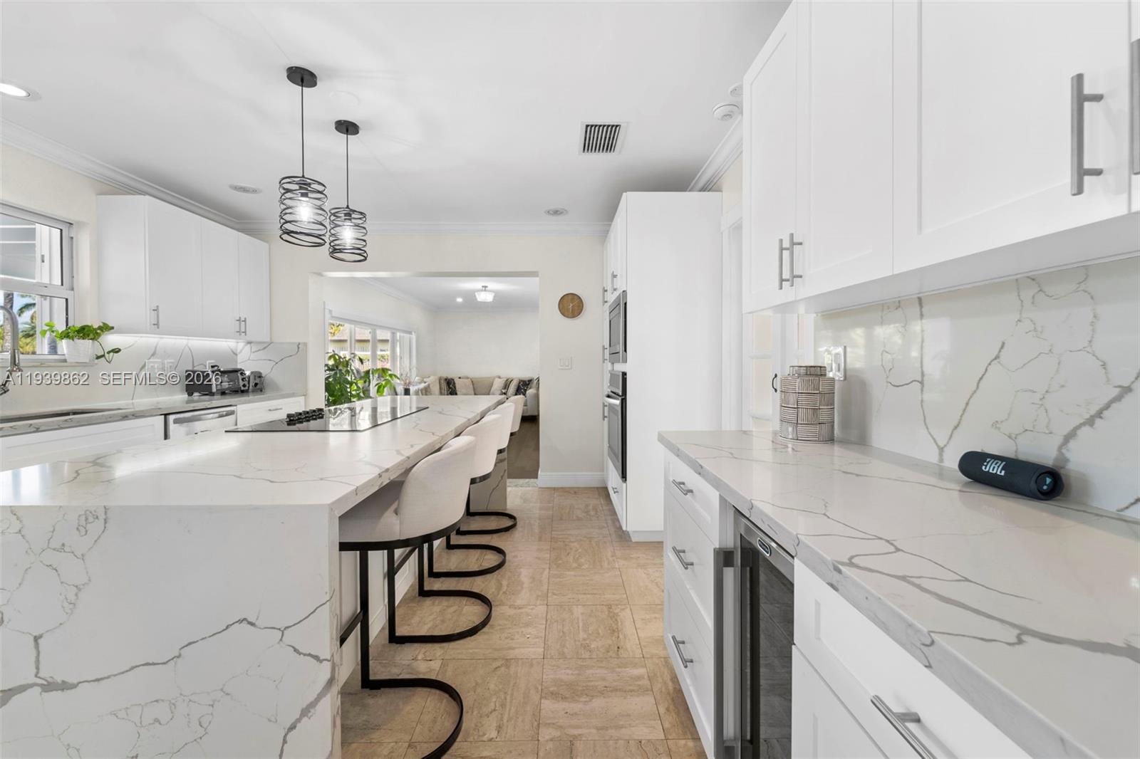 7221 SW 110th Ter Pinecrest, FL 33156