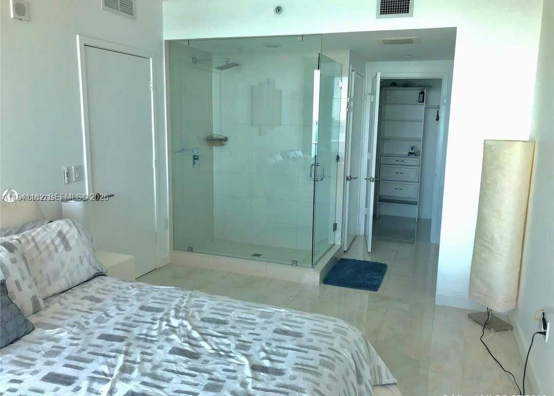 460 NE 28th St #1907 Miami, FL 33137