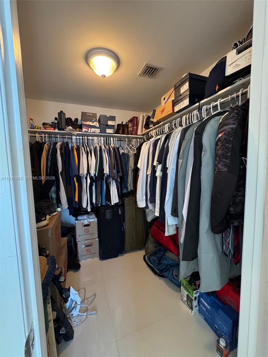 image Icon Brickell T27