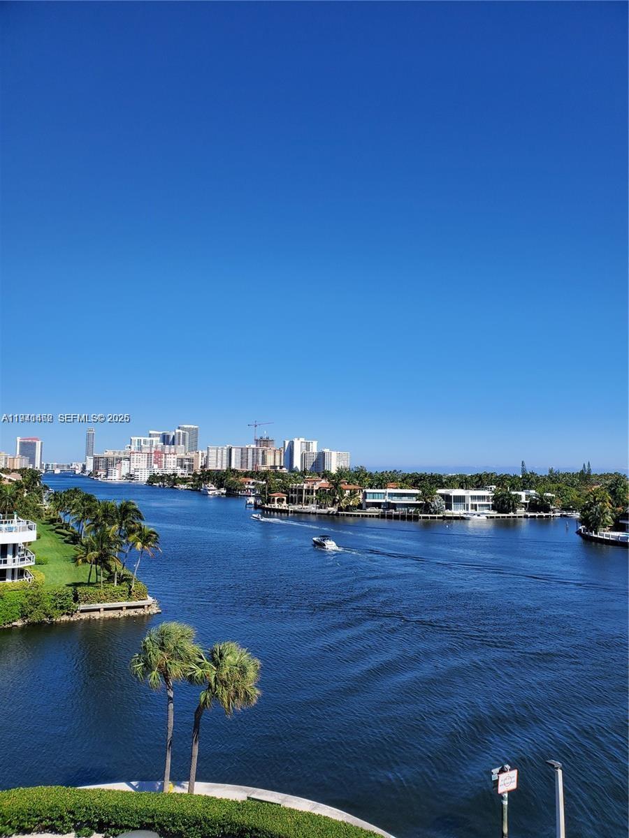 20515 E Country Clb Dr #644