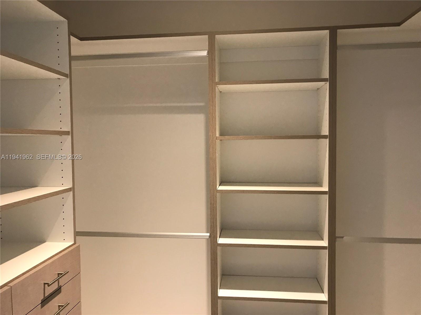 image Brickell Ten Condo24