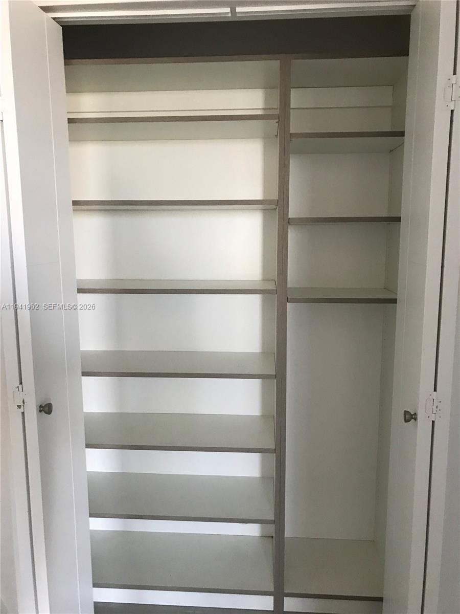 image Brickell Ten Condo33