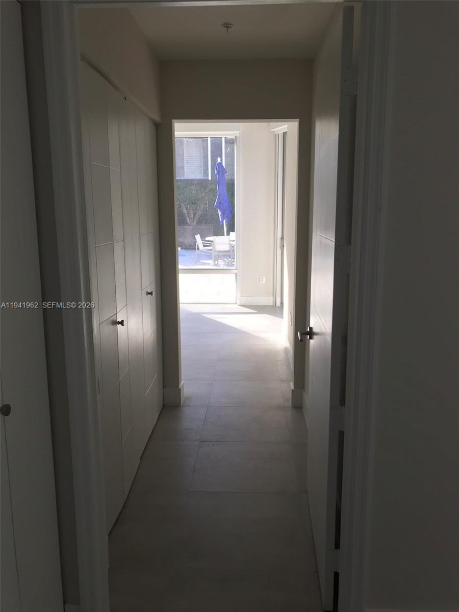 image Brickell Ten Condo38