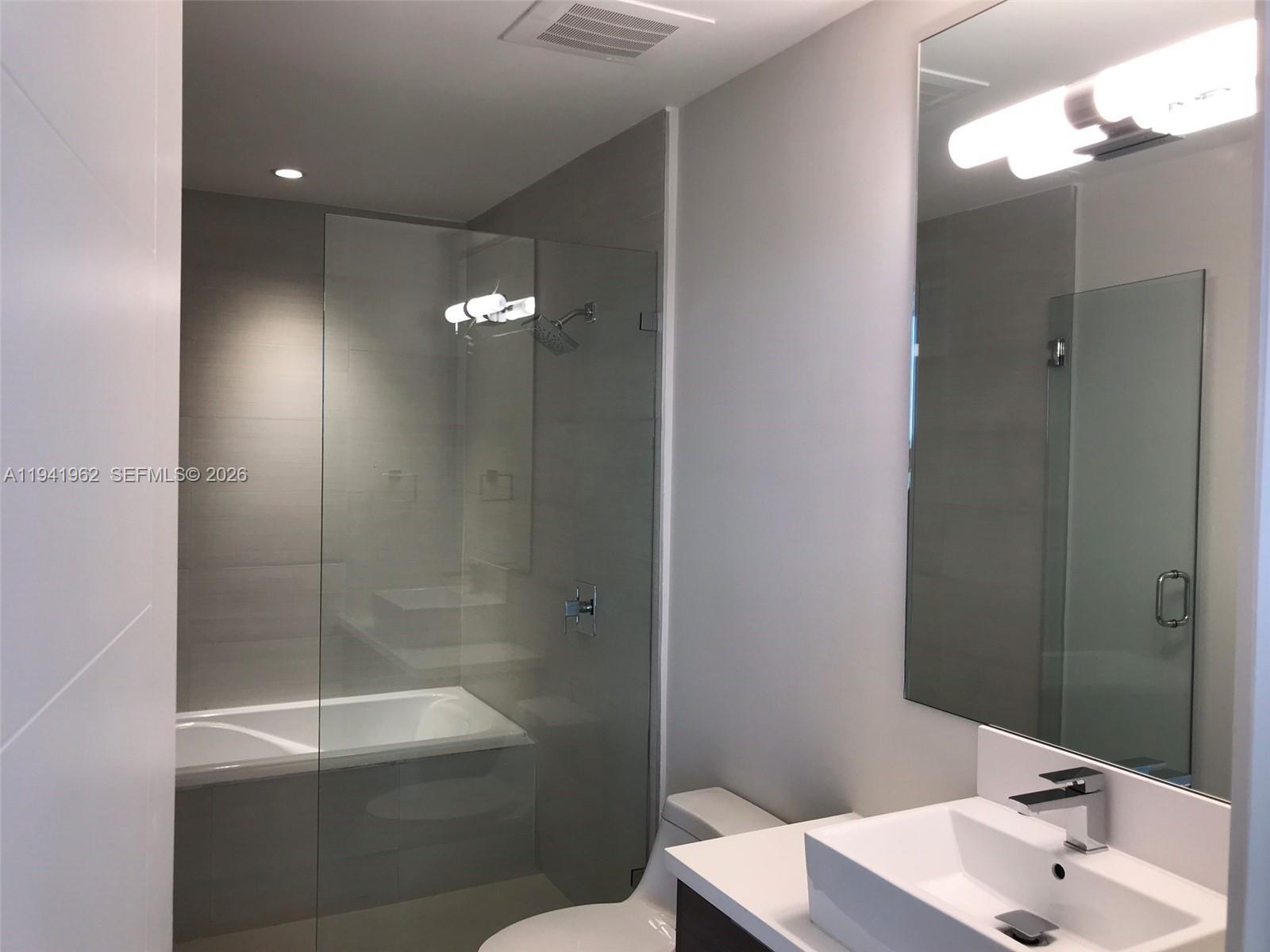 image Brickell Ten Condo42