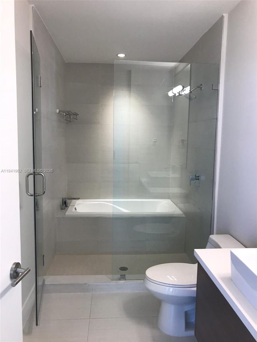 image Brickell Ten Condo44