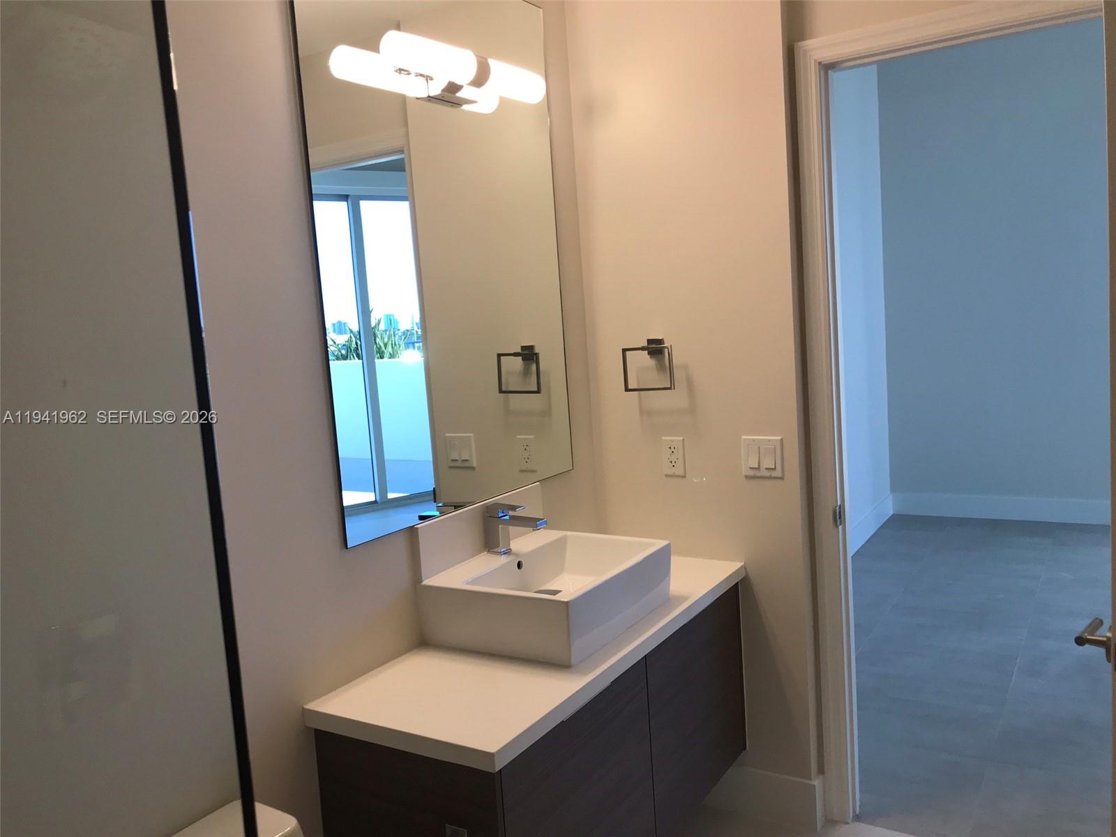 image Brickell Ten Condo47