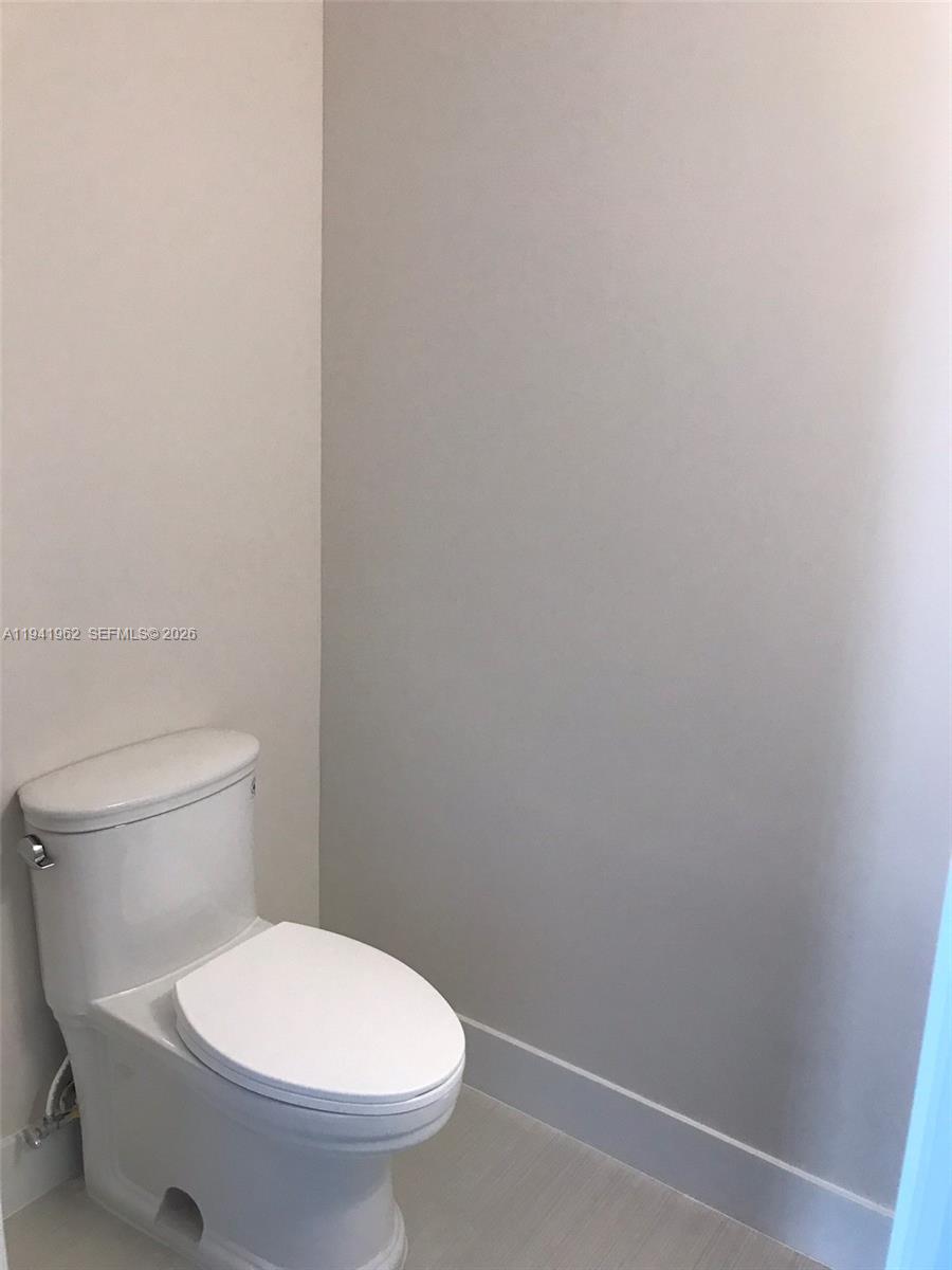 image Brickell Ten Condo54