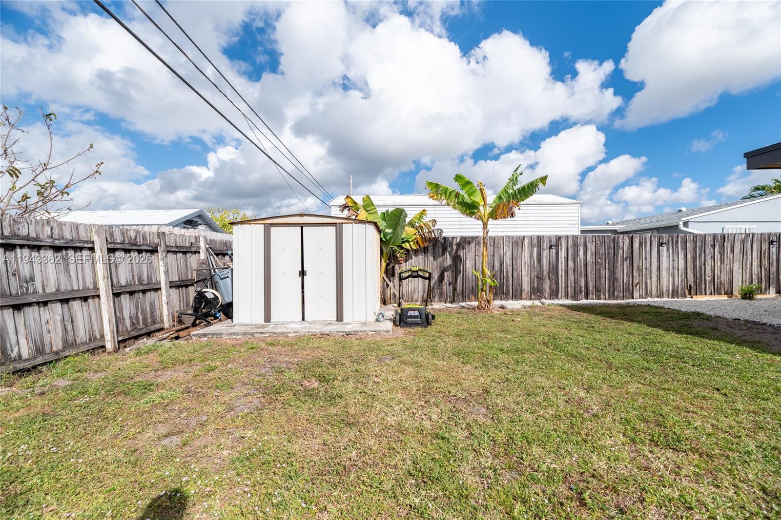 1417 SW 48th Ave Fort Lauderdale, FL 33317