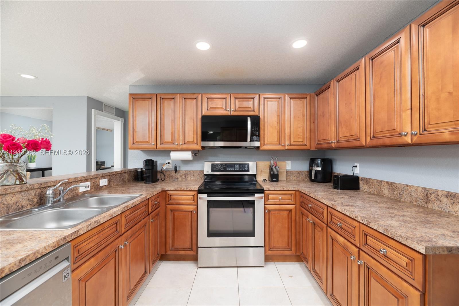 1417 SW 48th Ave Fort Lauderdale, FL 33317