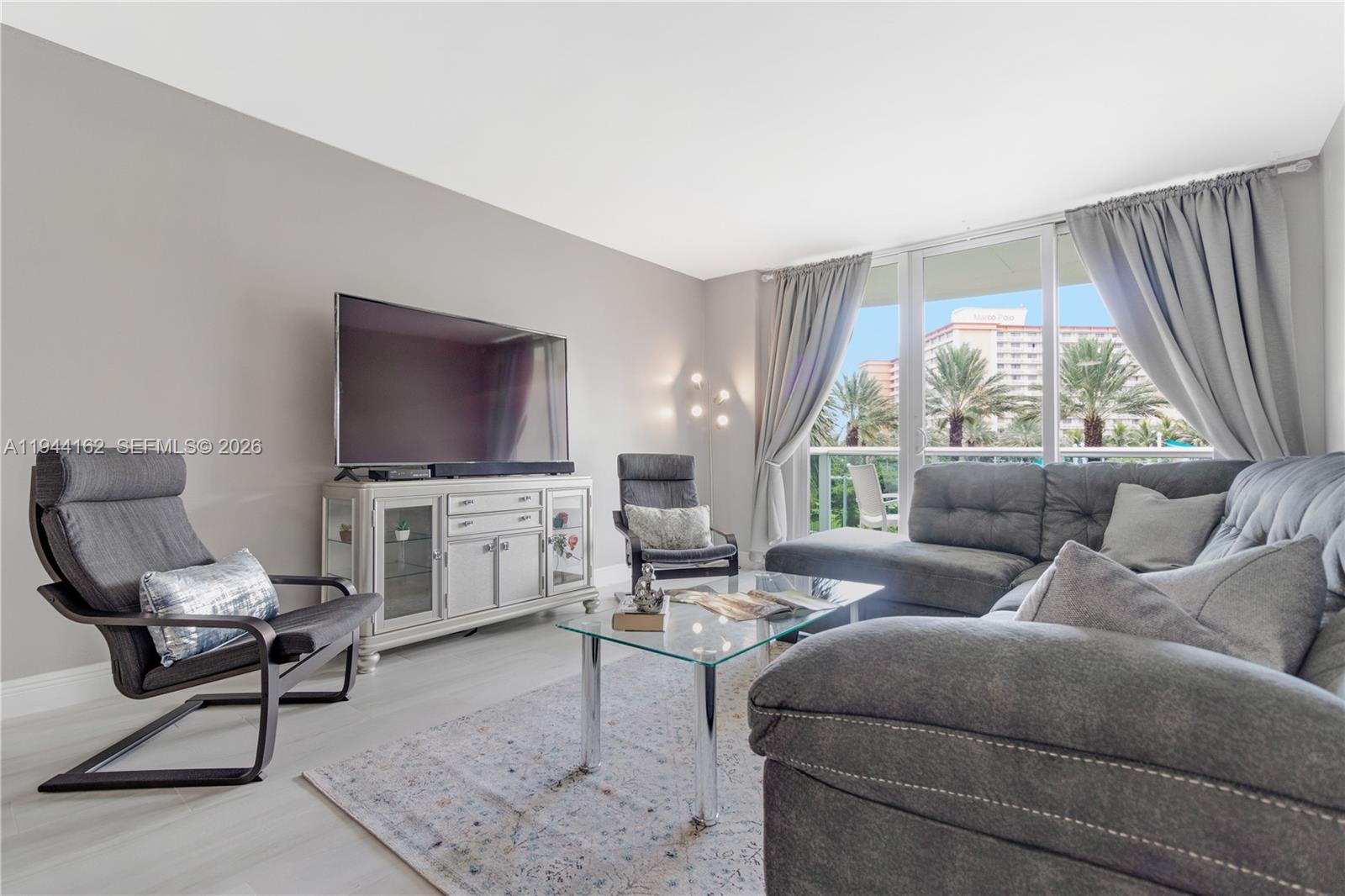 19370 Collins Ave #227 Sunny Isles Beach, FL 33160