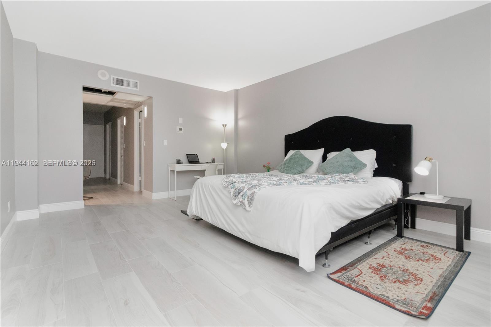 19370 Collins Ave #227 Sunny Isles Beach, FL 33160