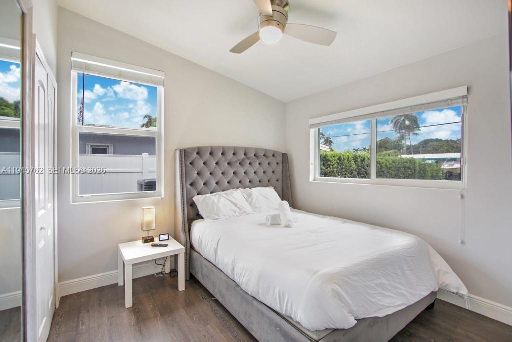 2442 Bimini Ln Fort Lauderdale, FL 33312