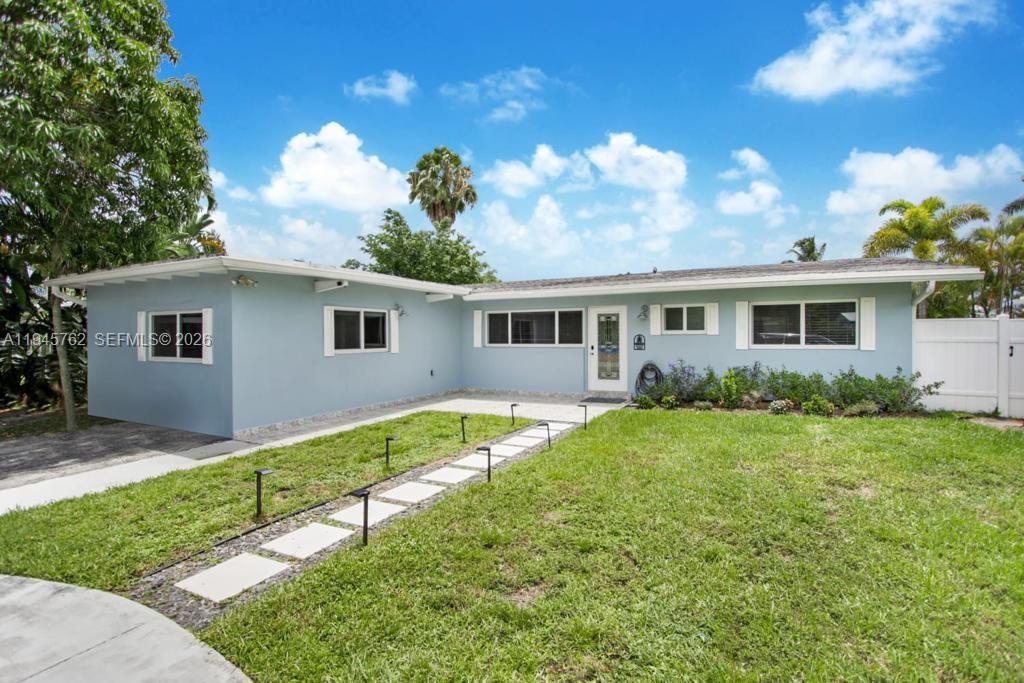 2442 Bimini Ln Fort Lauderdale, FL 33312