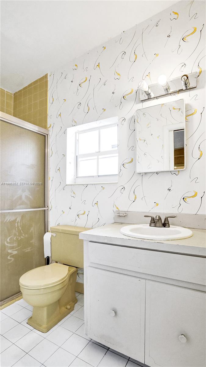 2069 NE 196th Ter North Miami Beach, FL 33179