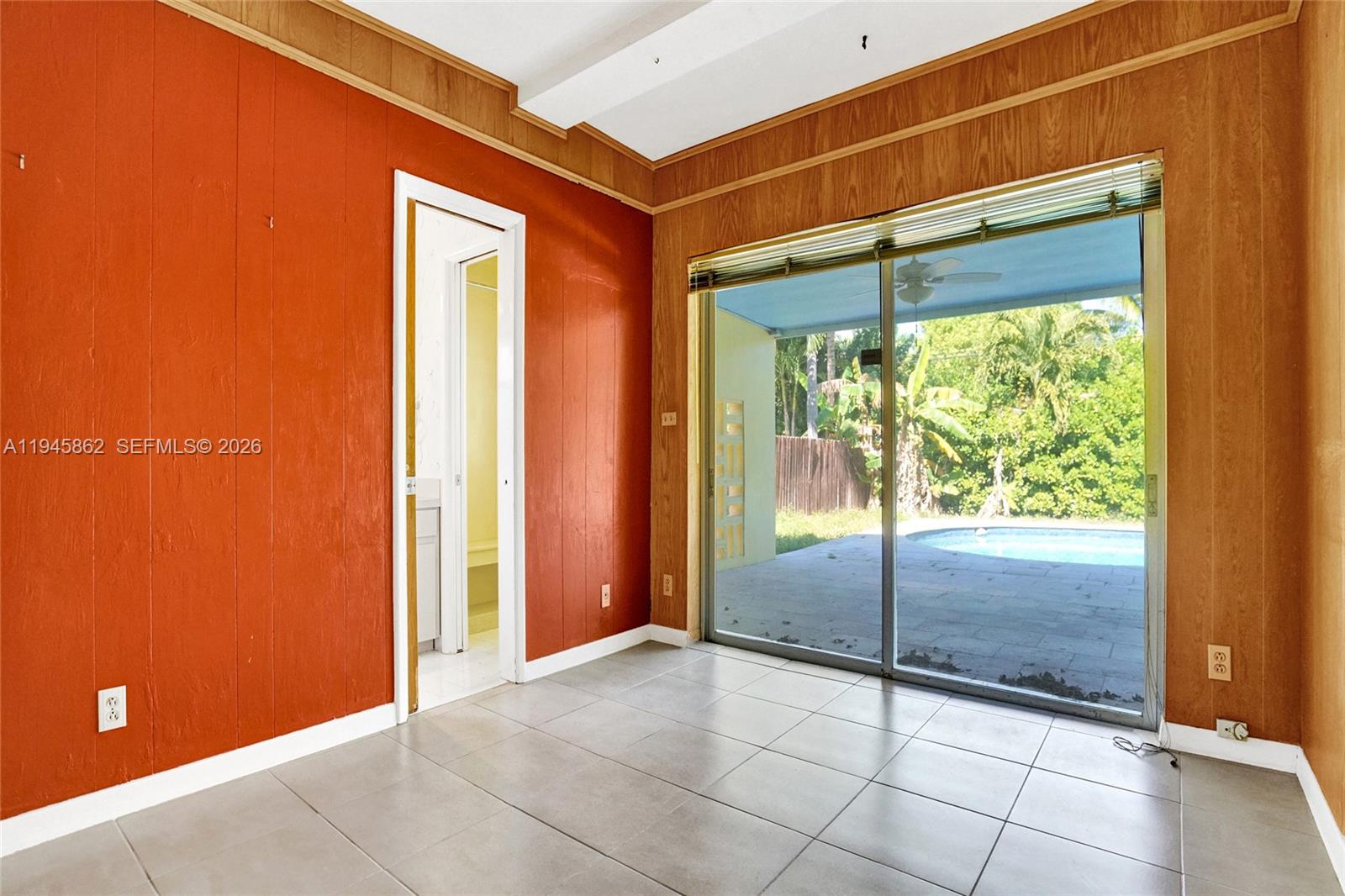 2069 NE 196th Ter North Miami Beach, FL 33179