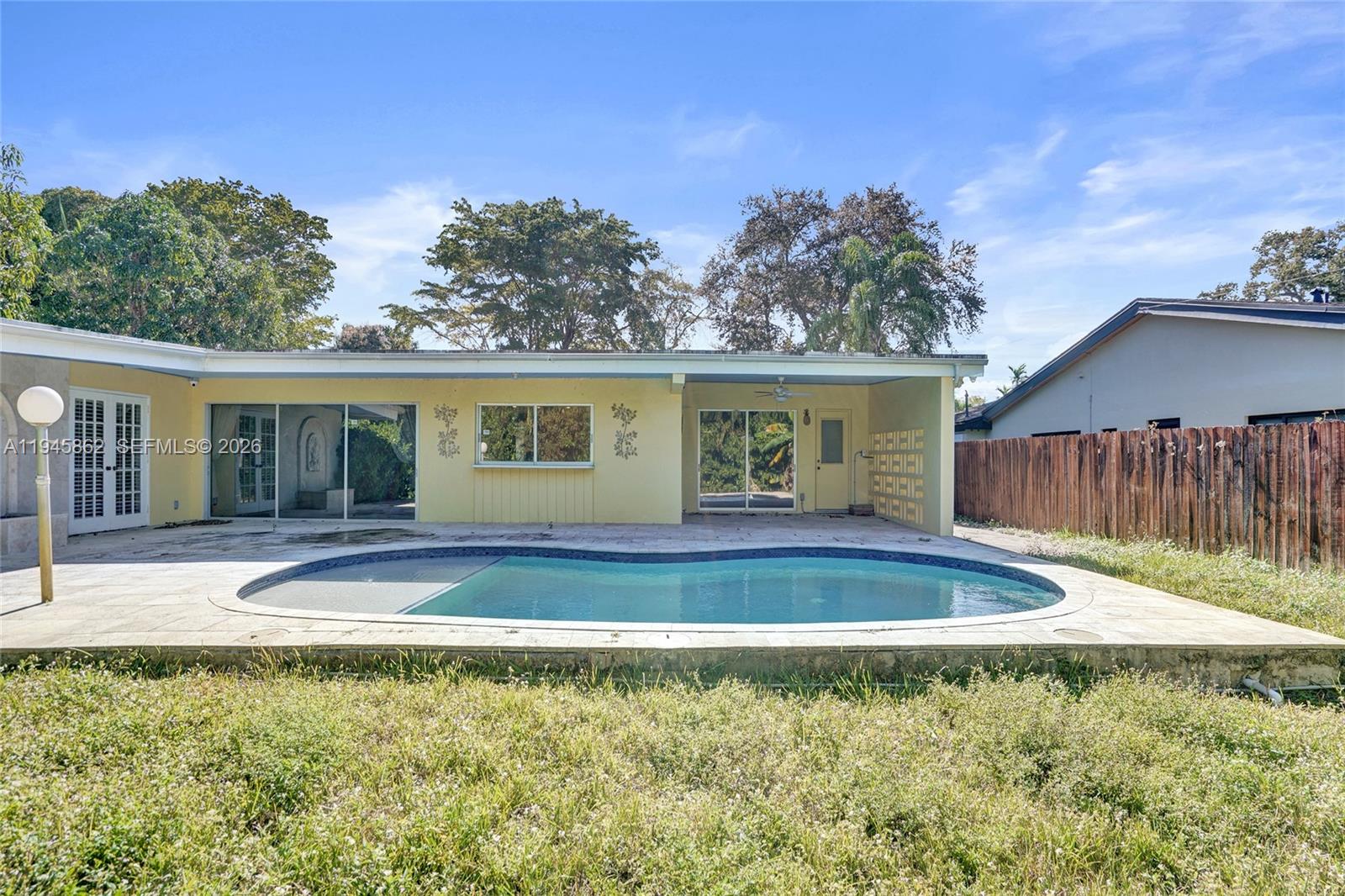 2069 NE 196th Ter North Miami Beach, FL 33179