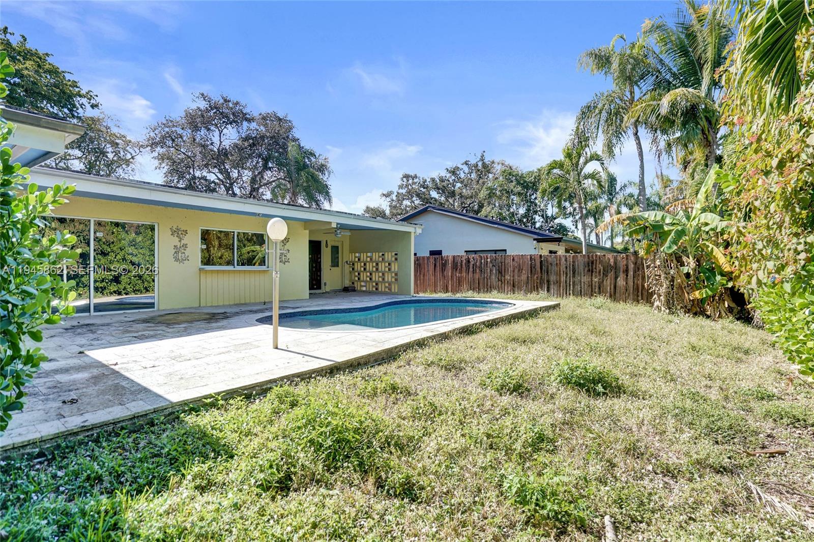 2069 NE 196th Ter North Miami Beach, FL 33179