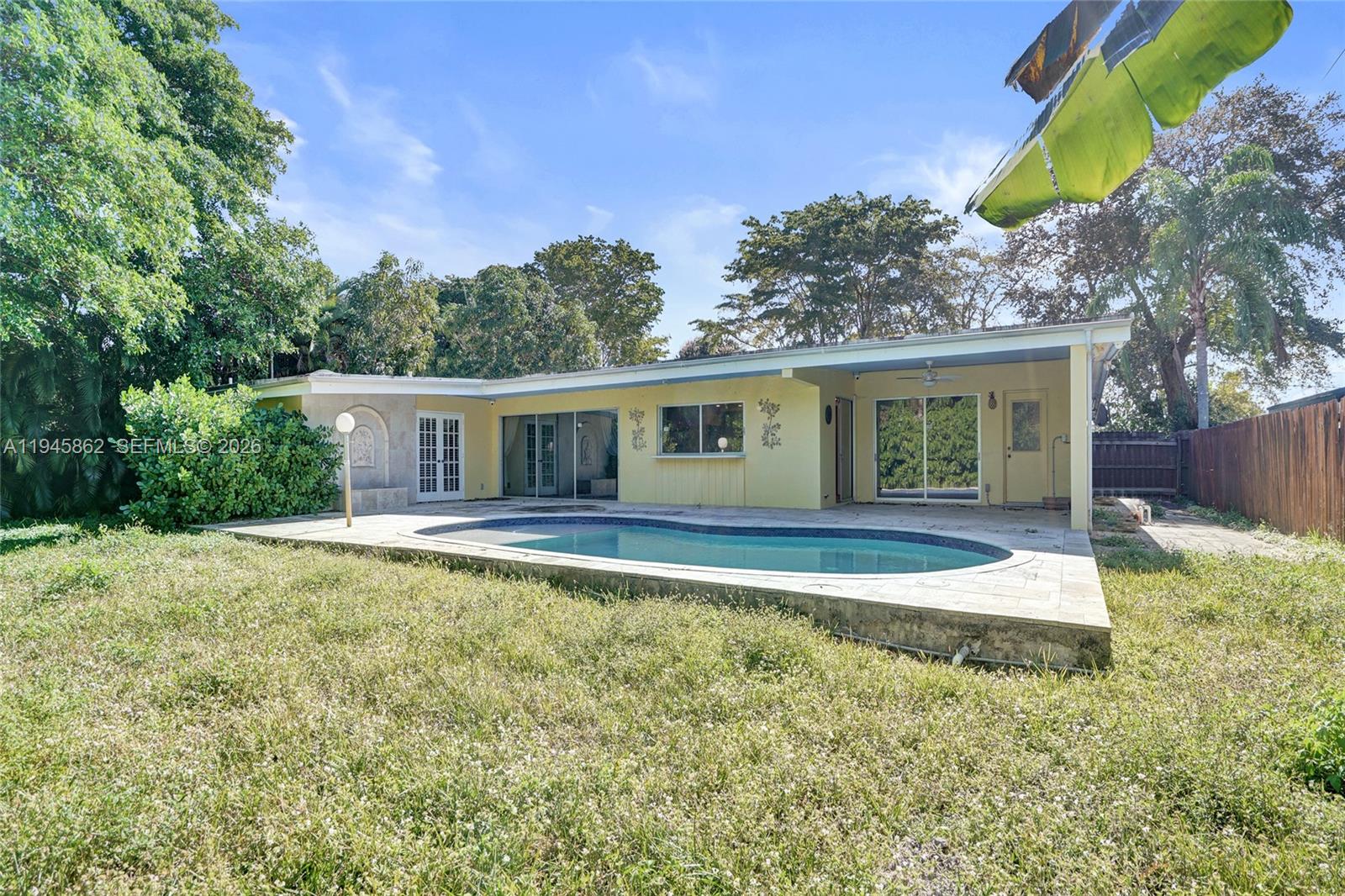 2069 NE 196th Ter North Miami Beach, FL 33179