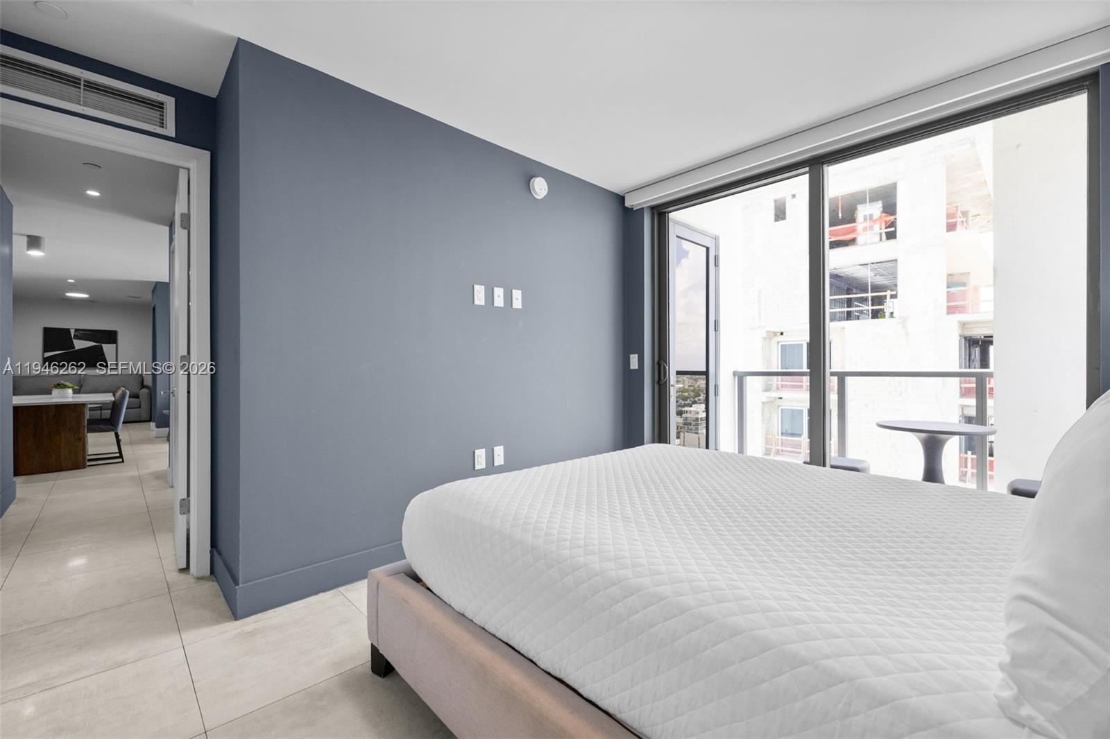 239 SW 9th St #2303 Miami, FL 33130