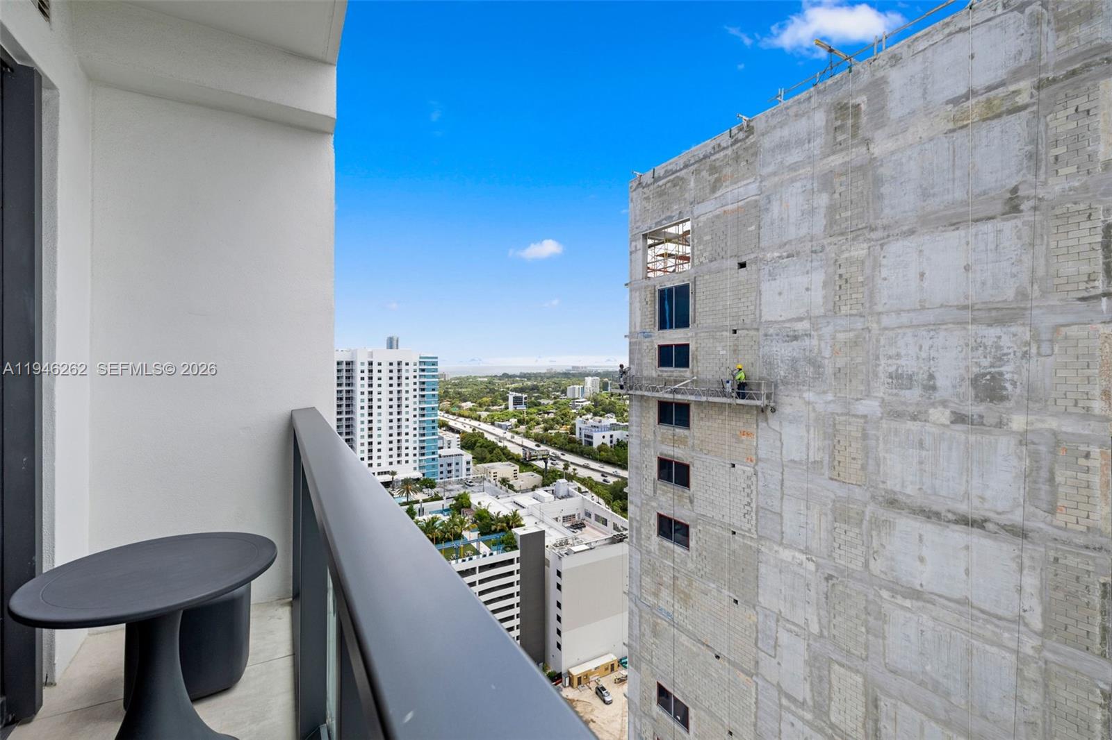239 SW 9th St #2303 Miami, FL 33130
