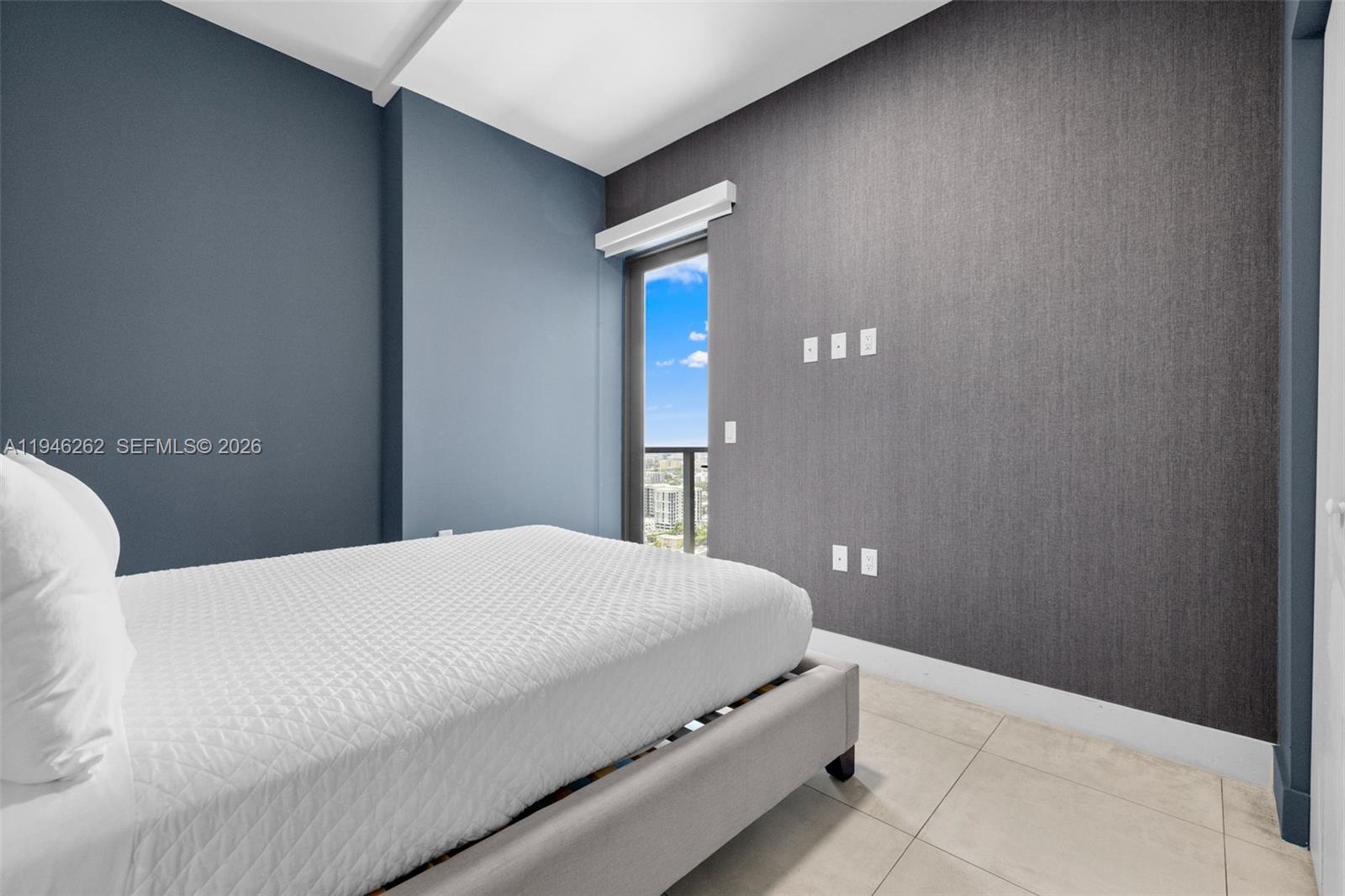 239 SW 9th St #2303 Miami, FL 33130