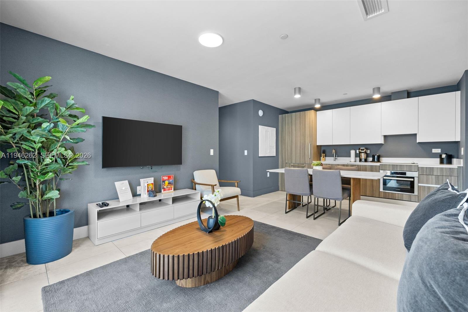 239 SW 9th St #2303 Miami, FL 33130