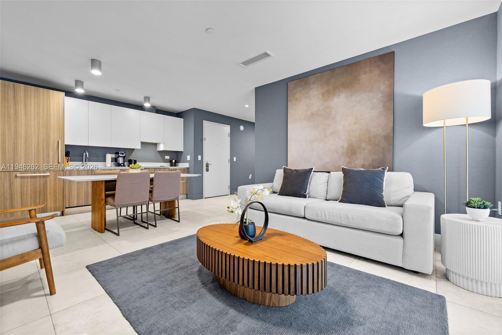 239 SW 9th St #2303 Miami, FL 33130