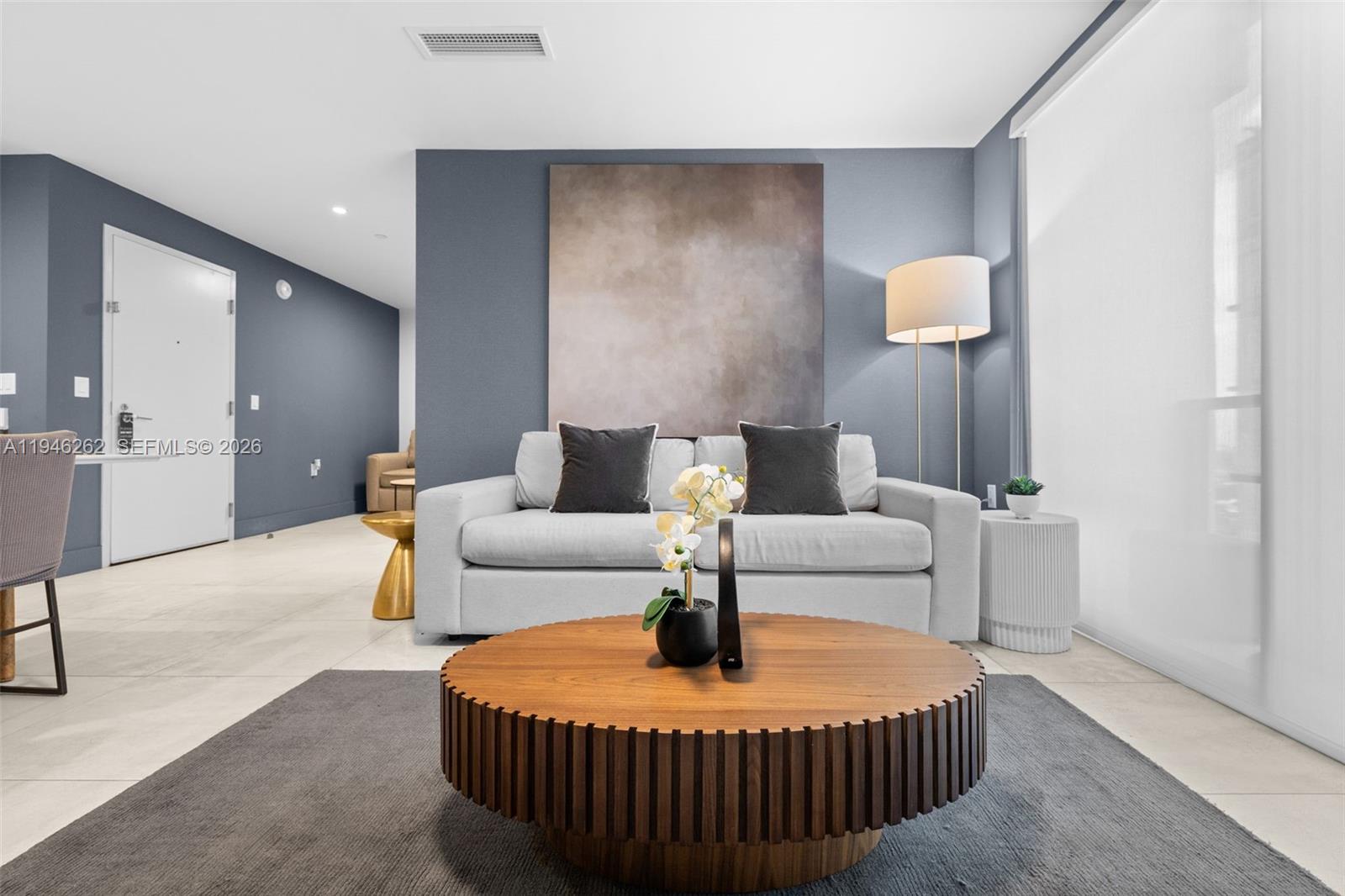 239 SW 9th St #2303 Miami, FL 33130