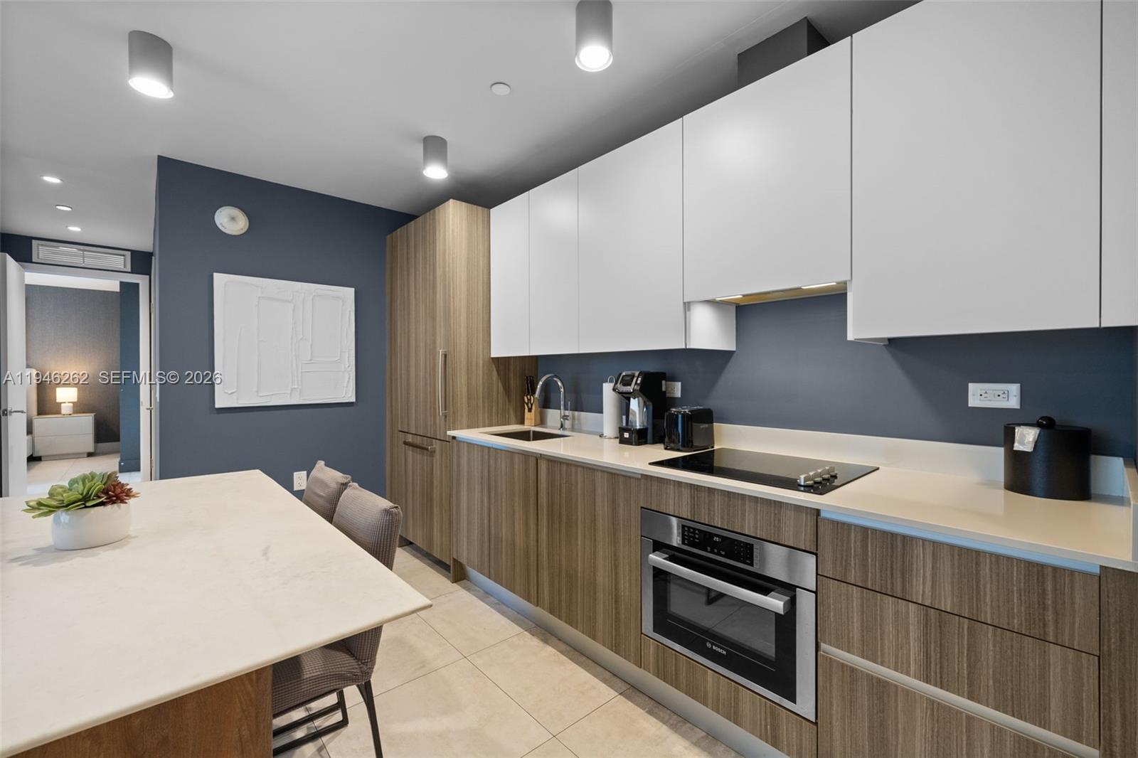 239 SW 9th St #2303 Miami, FL 33130