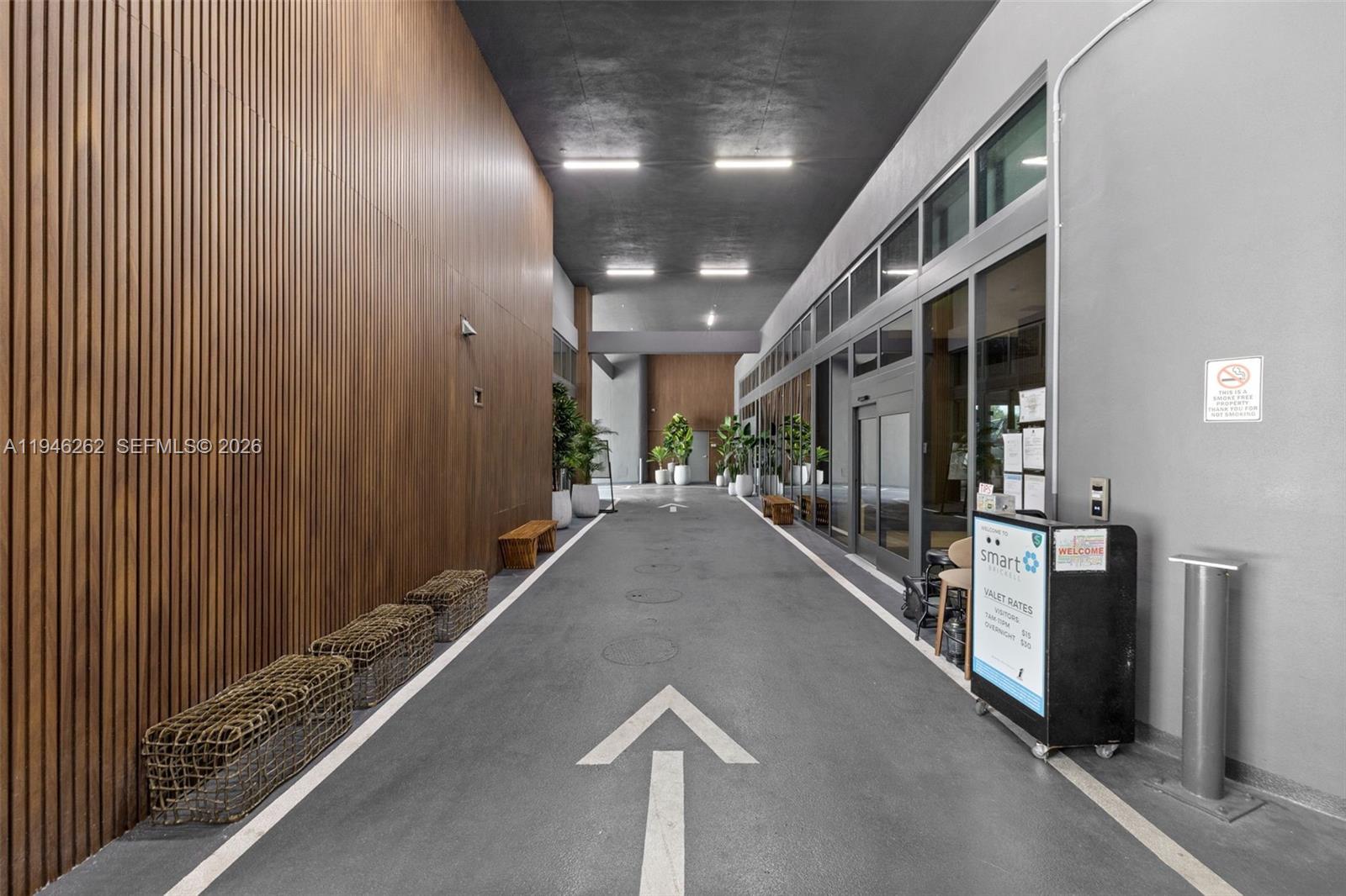 239 SW 9th St #2303 Miami, FL 33130