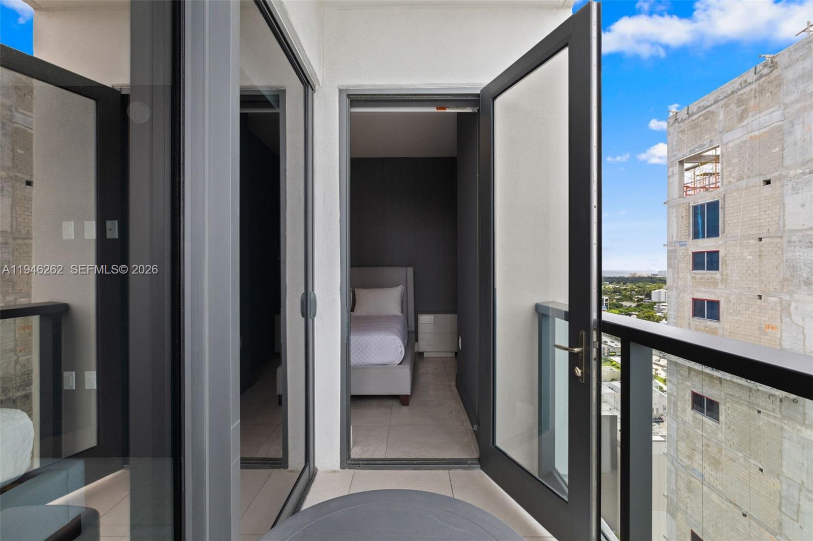 239 SW 9th St #2303 Miami, FL 33130