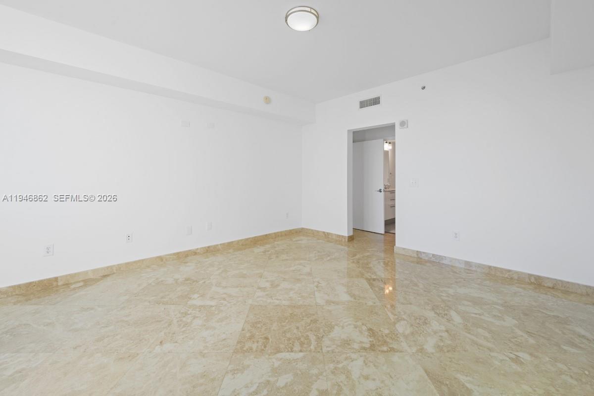 image Aventura Marina Two11