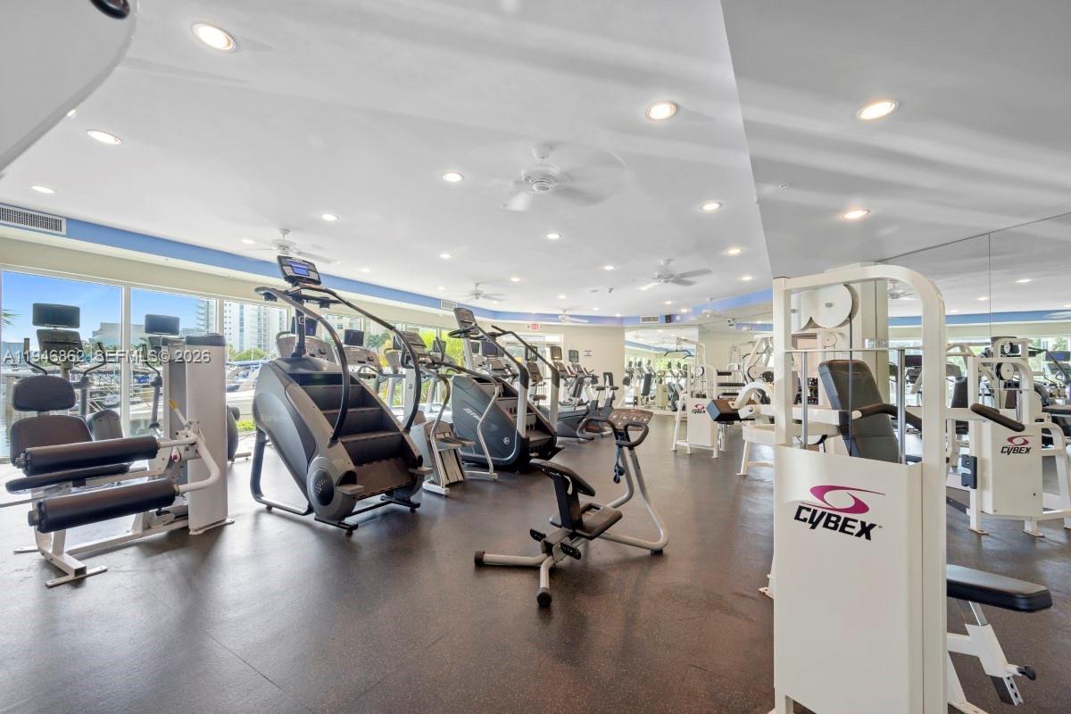 image Aventura Marina Two19