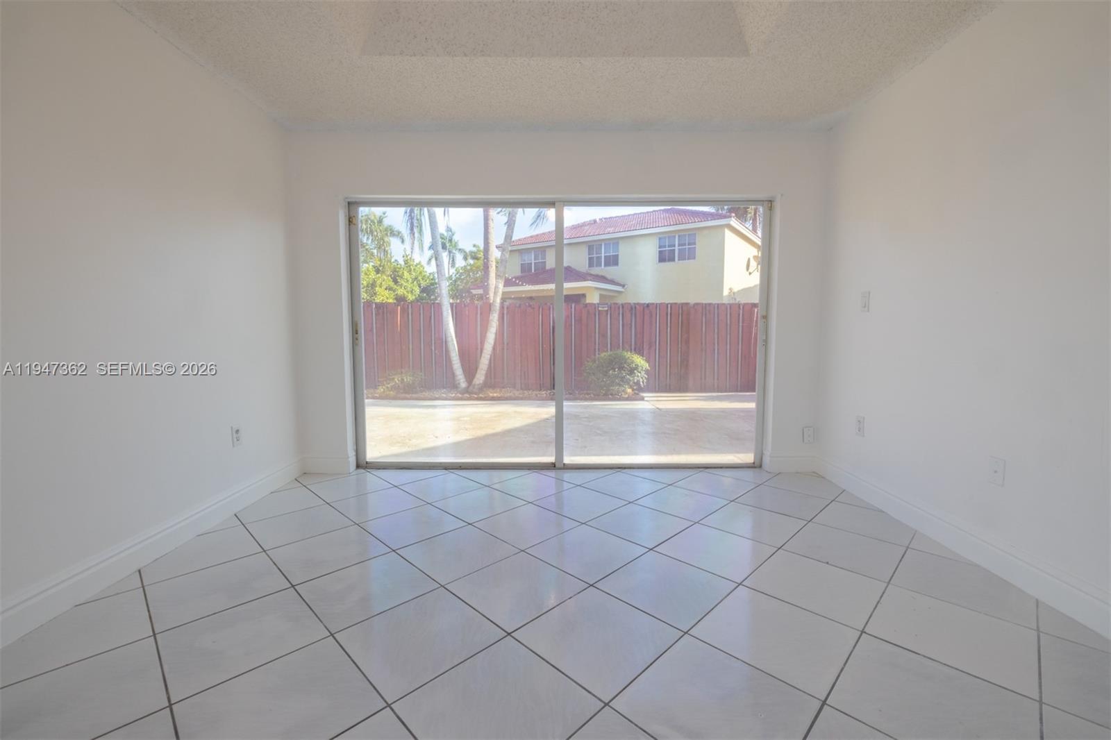 16244 SW 81st St Miami, FL 33193