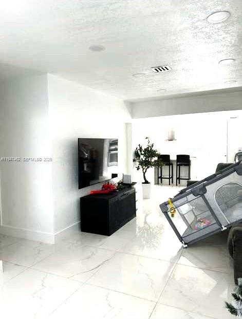 14200 Carver Dr Miami, FL 33176